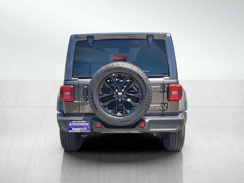 Used 2025 Jeep Wrangler Unlimited Sahara w/ Safety Group AWD/4WD image 5