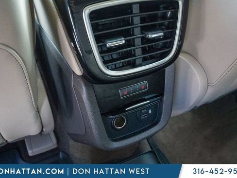 Used 2022 Lincoln Nautilus Reserve AWD/4WD image 22