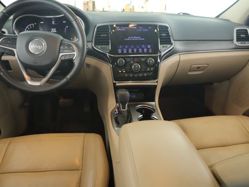 Used 2019 Jeep Grand Cherokee Limited image 19