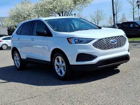 Used 2024 Ford Edge SE AWD/4WD image 7