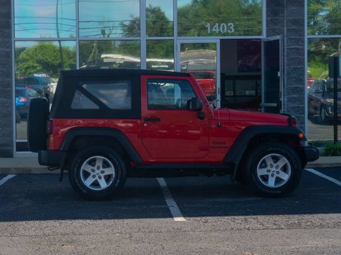 Used 2015 Jeep Wrangler Sport w/ Quick Order Package 24S AWD/4WD image 2