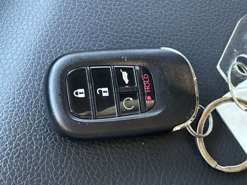 Used 2023 Honda Pilot EX-L image 19