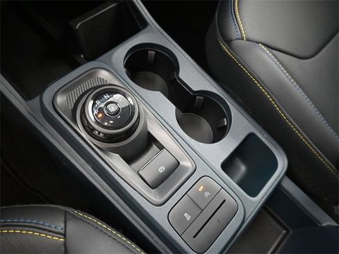 Used 2025 Ford Maverick Lobo image 26