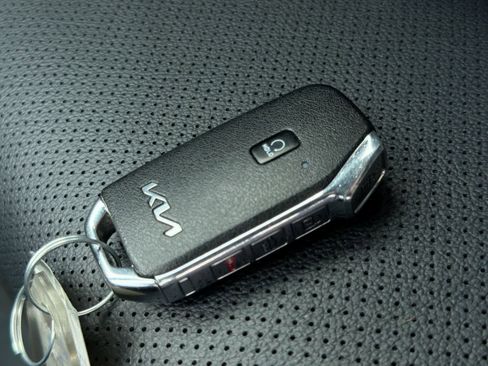 Used 2023 Kia Forte GT-Line w/ GT-Line Premium Package FWD image 37