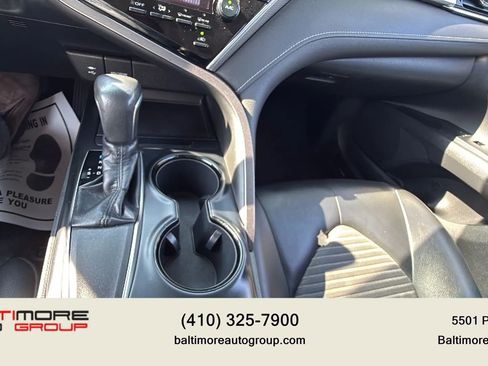 Used 2018 Toyota Camry SE FWD image 37