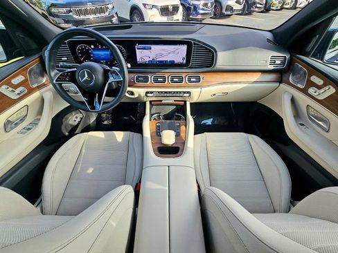 Certified 2024 Mercedes-Benz GLE 450e 4MATIC image 29