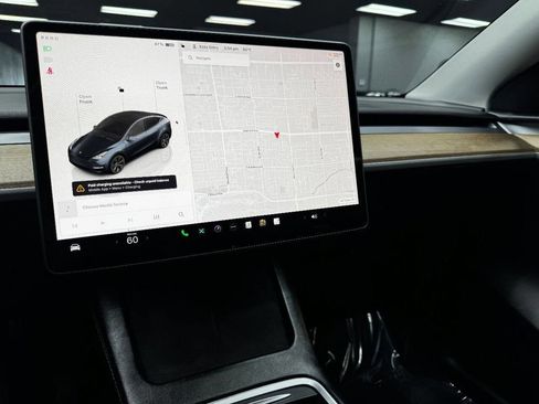 Used 2024 Tesla Model Y Long Range image 25