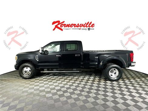 Used 2019 Ford F350 Lariat w/ Lariat Ultimate Package image 4