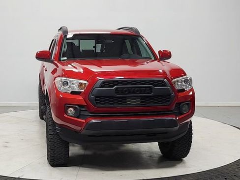 Used 2019 Toyota Tacoma SR w/ SR Convenience Package AWD/4WD image 2