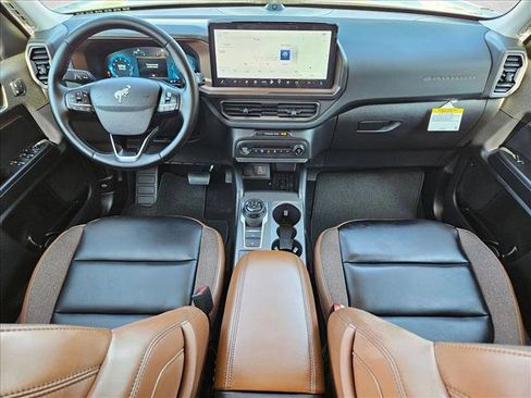 New 2025 Ford Bronco Sport Outer Banks w/ Outer Banks Tech Package+ AWD/4WD image 15