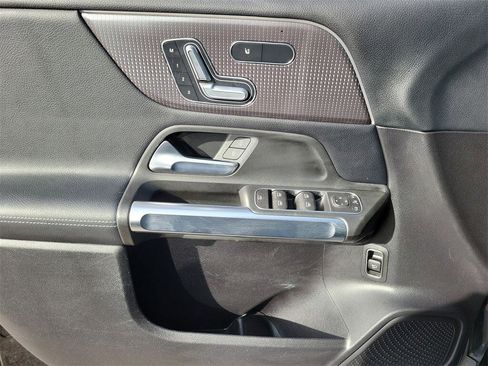 Certified 2021 Mercedes-Benz GLB 250 image 15