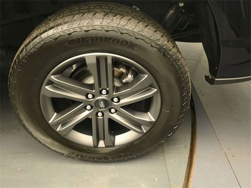 Certified 2023 Ford F150 Lariat w/ Equipment Group 502A High image 9