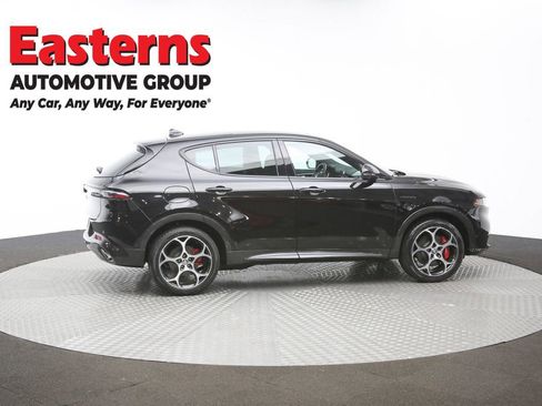 Used 2024 Alfa Romeo Tonale Veloce AWD/4WD image 42