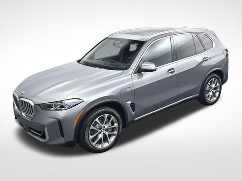 New 2026 BMW X5 xDrive50e AWD/4WD image 28