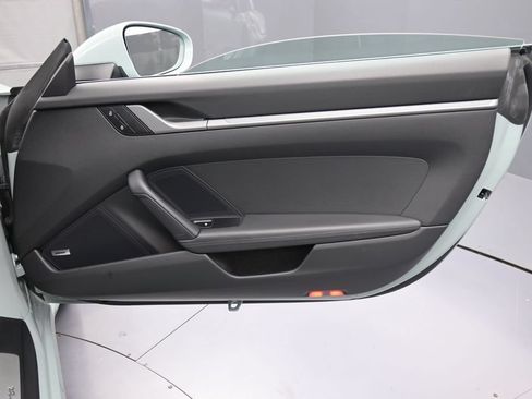 Certified 2025 Porsche 911 Carrera RWD image 25