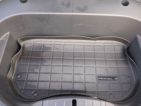 Used 2022 Tesla Model 3 Performance image 15