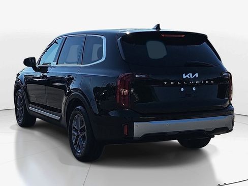 Used 2023 Kia Telluride LX AWD/4WD image 8