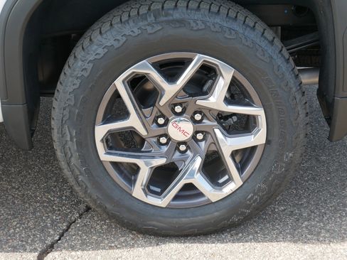 New 2026 GMC Sierra 1500 SLT w/ SLT Premium Plus Package AWD/4WD image 3