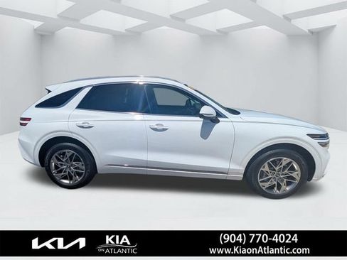 Used 2025 Genesis GV70 2.5T AWD/4WD image 2
