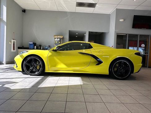 Used 2021 Chevrolet Corvette Stingray Preferred Conv w/ Battery Protection Package RWD image 8