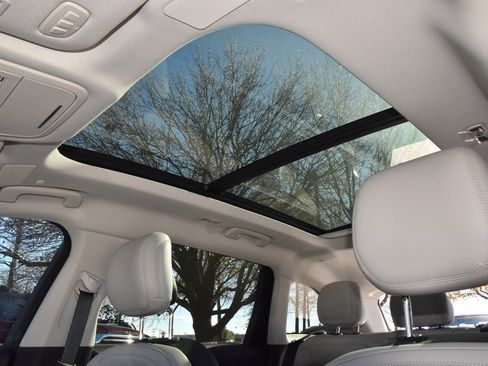 New 2026 Lincoln Nautilus Reserve image 33