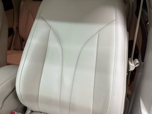 Used 2019 Lincoln MKC Premiere image 18