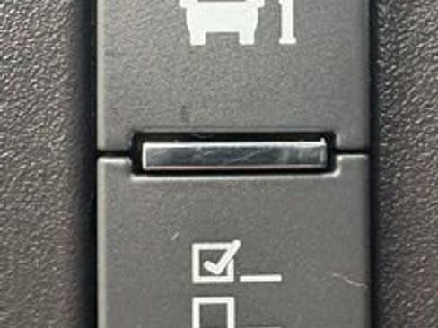 Used 2024 Chevrolet Express 2500 w/ Driver Convenience Package image 23