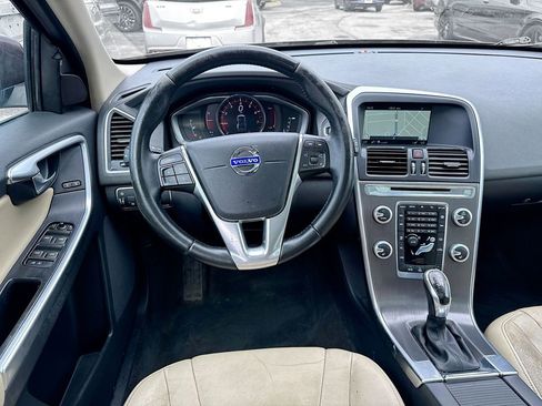 Used 2016 Volvo XC60 T6 w/ Proximity Package image 24
