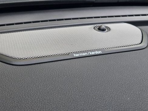 New 2026 RAM 2500 Laramie AWD/4WD image 28