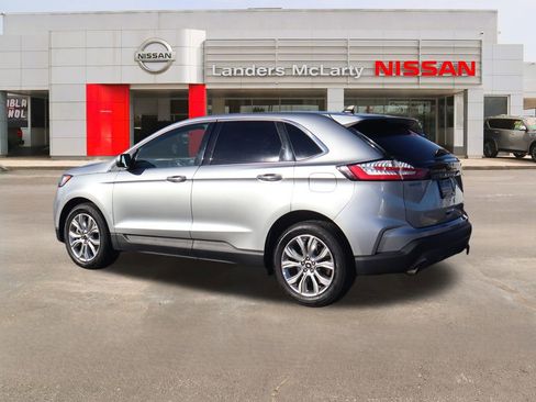 Used 2024 Ford Edge Titanium image 5