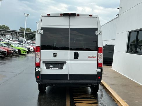 Used 2022 RAM ProMaster 2500 FWD image 7