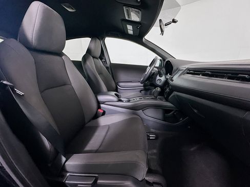 Used 2019 Honda HR-V Sport image 29