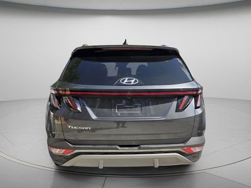 Used 2023 Hyundai Tucson Limited image 4
