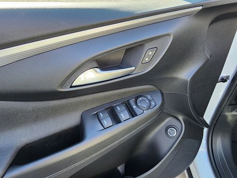 New 2026 Buick Envista Avenir image 14