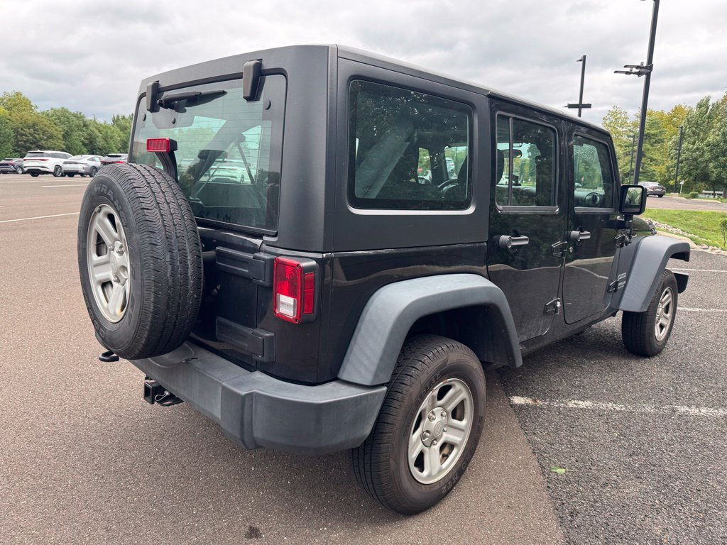 Used 2015 Jeep Wrangler Unlimited Sport w/ Connectivity Group AWD/4WD image 4