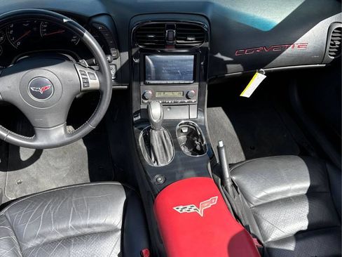 Used 2009 Chevrolet Corvette Convertible w/ Preferred Equipment Group RWD image 12