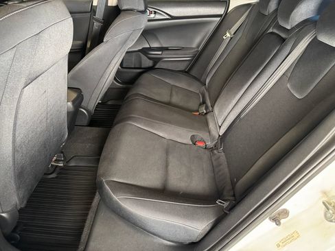 Used 2019 Honda Insight EX image 21