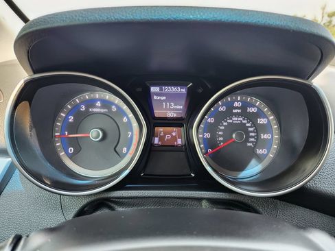 Used 2016 Hyundai Elantra GT FWD image 19