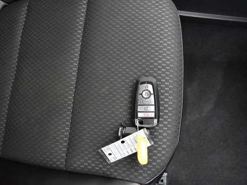 Used 2023 Ford Escape ST-Line image 31