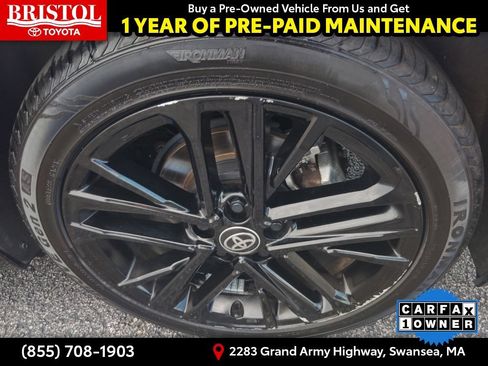 Used 2025 Toyota Camry SE FWD image 11