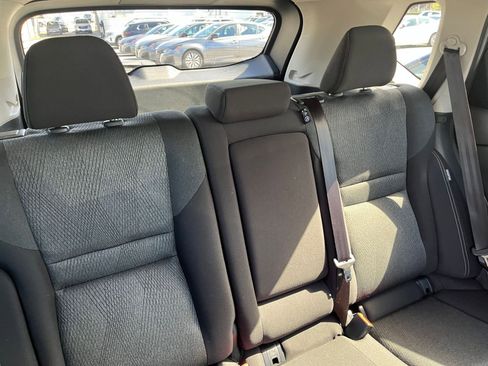 Used 2025 Nissan Rogue SV image 40