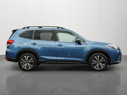 Used 2024 Subaru Forester Limited AWD/4WD image 8