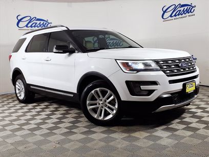 Used 2017 Ford Explorer XLT w/ Equipment Group 201A