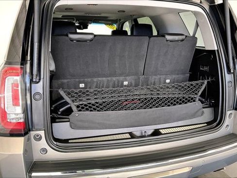 Used 2019 GMC Yukon Denali w/ Enhanced Security Package AWD/4WD image 27