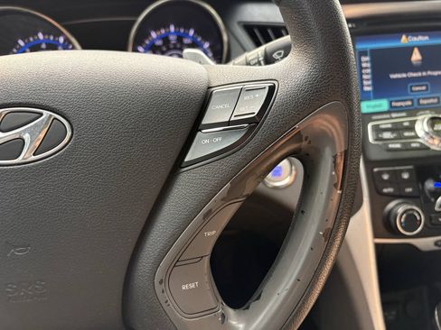 Used 2012 Hyundai Sonata SE w/ Navigation & Sunroof Pkg FWD image 15