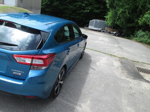 Used 2017 Subaru Impreza 2.0i Sport AWD/4WD image 10