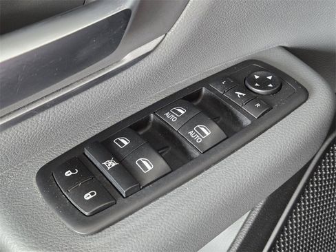 Used 2020 RAM 1500 Big Horn image 37