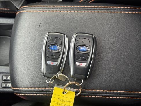 Used 2017 Subaru Crosstrek 2.0i Limited image 33