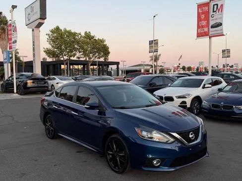 Used 2016 Nissan Sentra SR FWD image 2