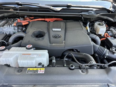 Used 2024 Toyota Sequoia Platinum RWD image 9